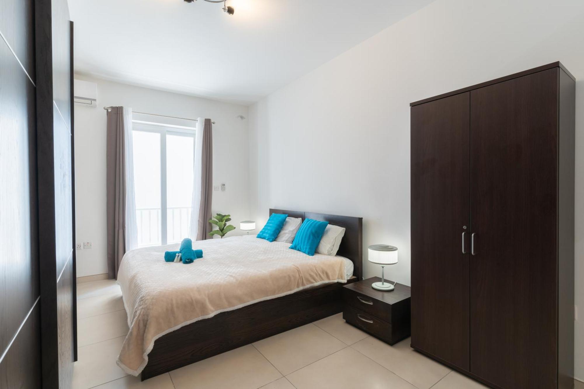 2 Bedroom In Central St Julians Prime Location In Paceville Apt 3 By Vaganza San Julián Exterior foto