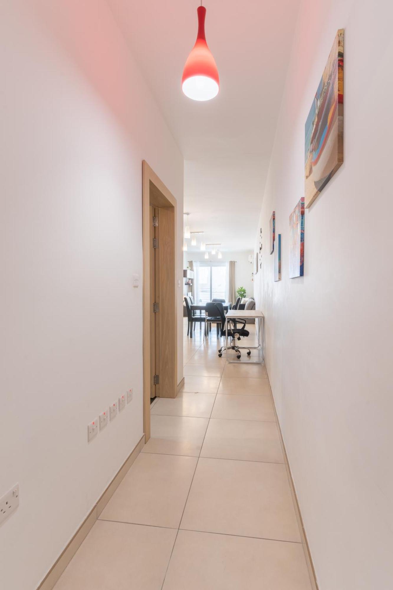 2 Bedroom In Central St Julians Prime Location In Paceville Apt 3 By Vaganza San Julián Exterior foto