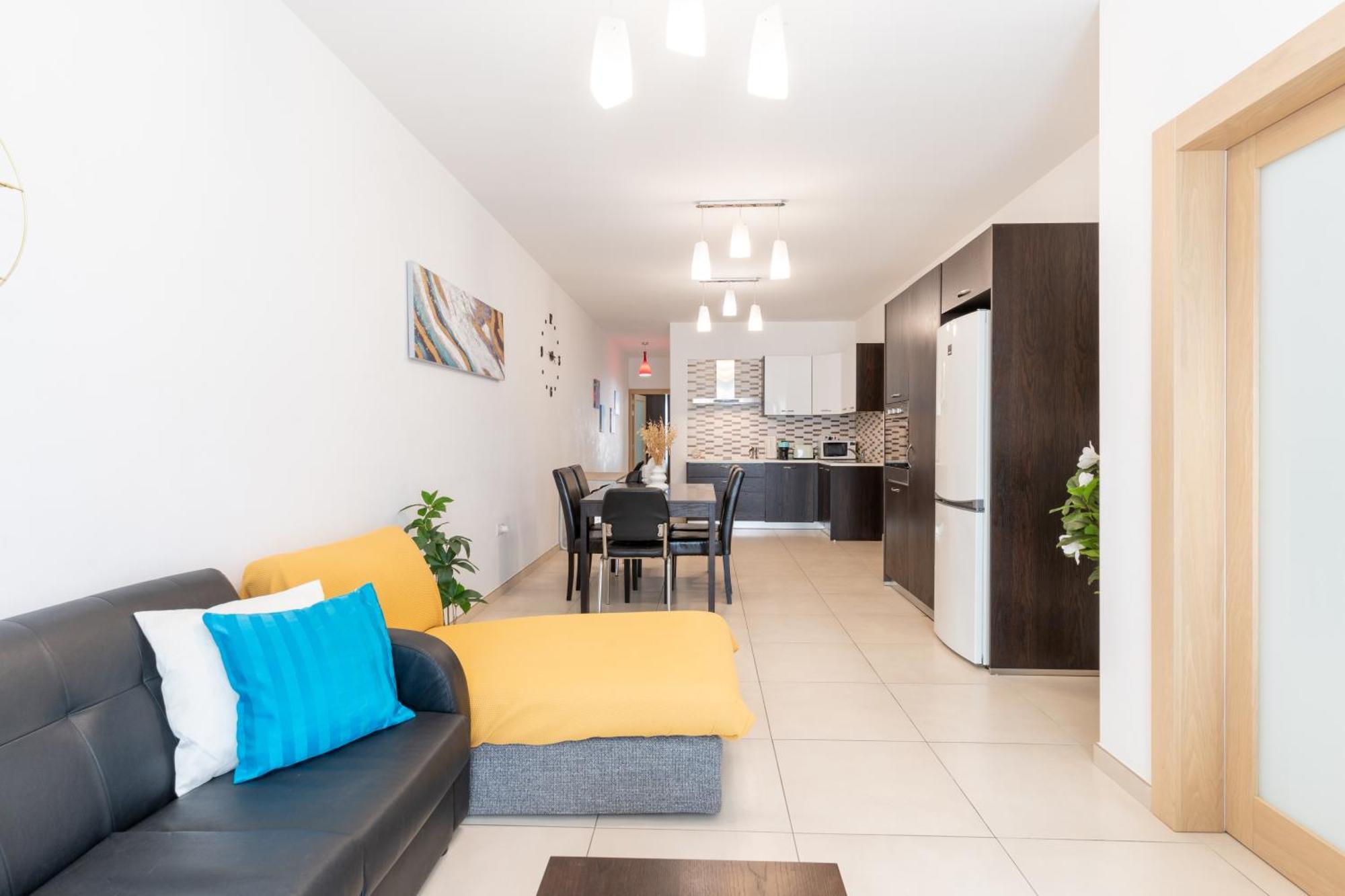 2 Bedroom In Central St Julians Prime Location In Paceville Apt 3 By Vaganza San Julián Exterior foto