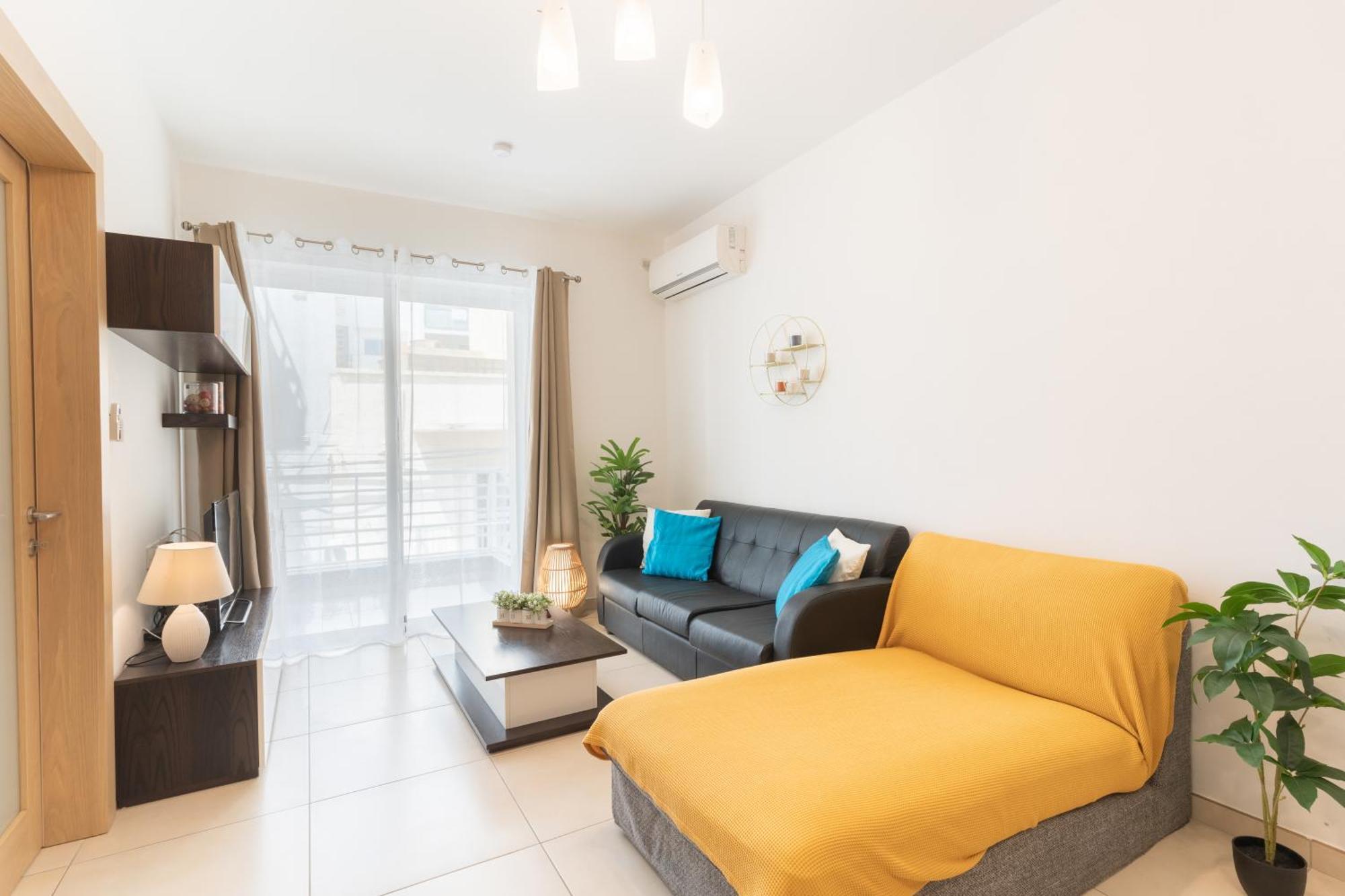 2 Bedroom In Central St Julians Prime Location In Paceville Apt 3 By Vaganza San Julián Exterior foto
